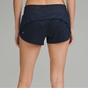 Lululemon speed up shorts 2.5 inch